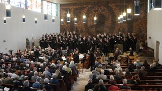 Unter Leitung von Kantor Eckhart Böhm wurde Haydns Schöpfung in St. Maria aufgeführt.